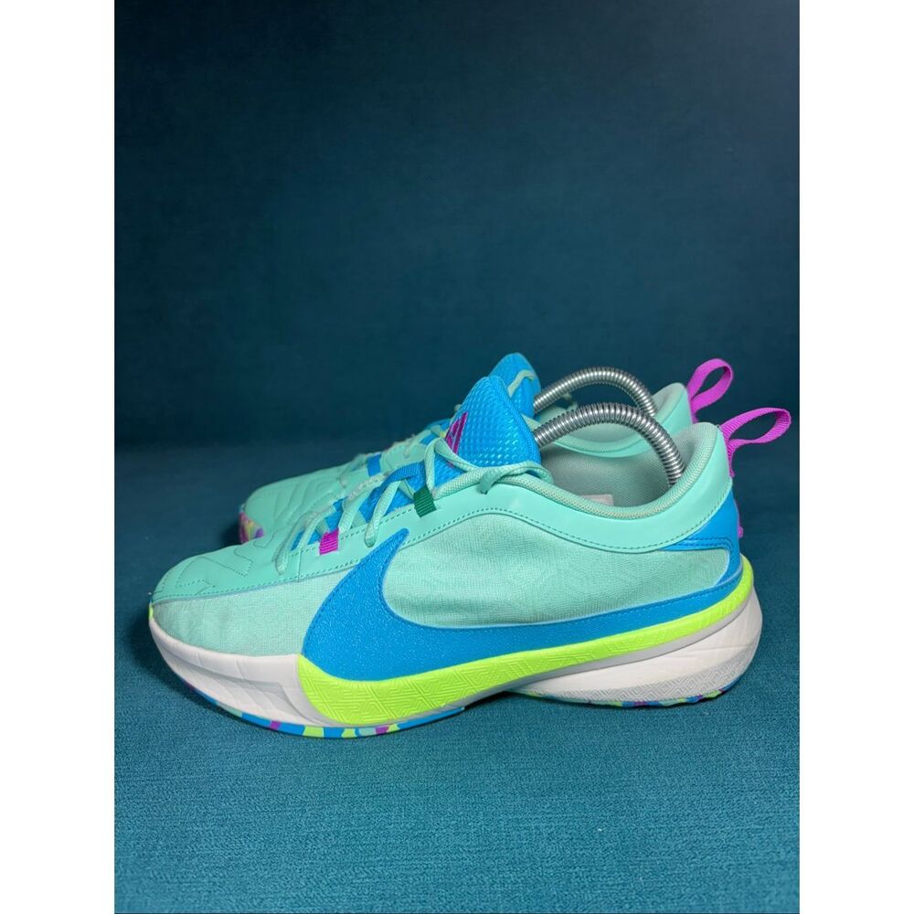 Nike Zoom Freak 5 GS Greece x Nigeria DZ4486-300 Youth Size 7Y Women’s 8.5 Baske